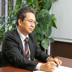 組織自走化・属人経営脱却専門コンサルタント・川原一紀